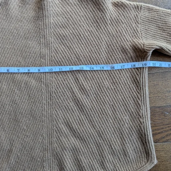 Aritzia Babaton Chalmers Camal Tan Mock Neck drop shoulder wool linen Sweater S - Picture 7 of 9